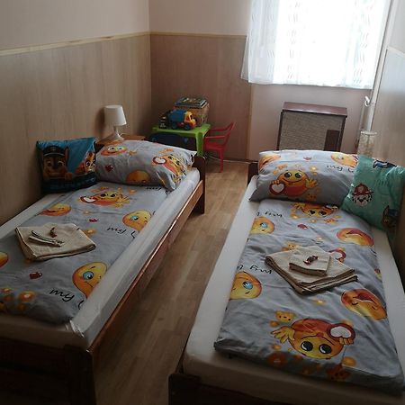 Natasa Apartman Orosháza Esterno foto