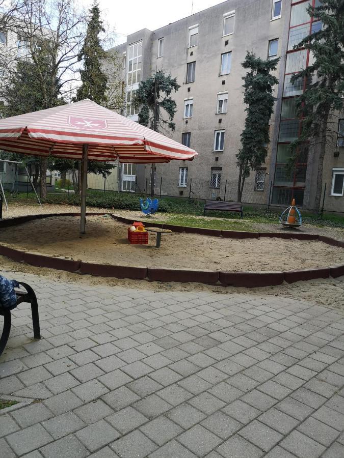 Natasa Apartman Orosháza Esterno foto