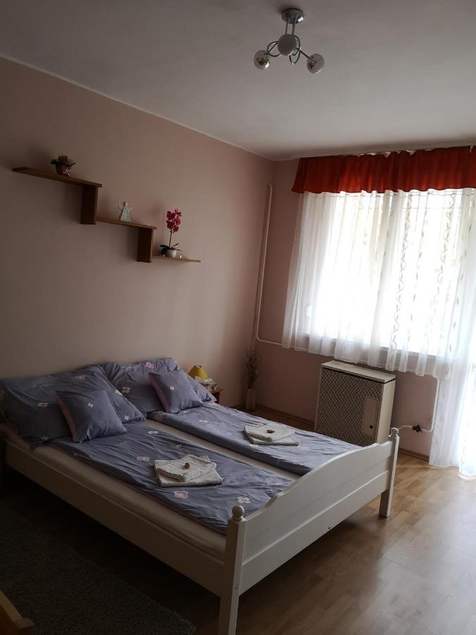 Natasa Apartman Orosháza Esterno foto